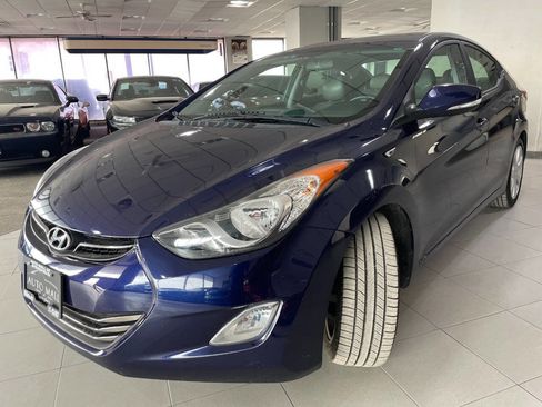 Used 2013 Hyundai Elantra Limited w/ Technology Pkg image 3