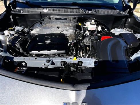 Used 2024 Buick Encore GX Avenir w/ Avenir Convenience Package image 9