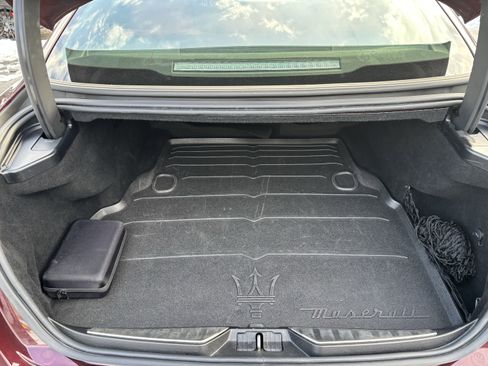 Used 2022 Maserati Quattroporte Modena Q4 image 17