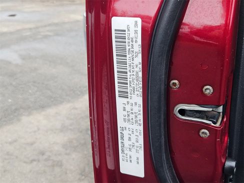 Used 2011 RAM 2500 Laramie w/ Protection Group image 31