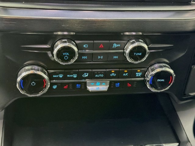 New 2026 Ford F350 Lariat w/ Lariat Premium Package AWD/4WD image 19