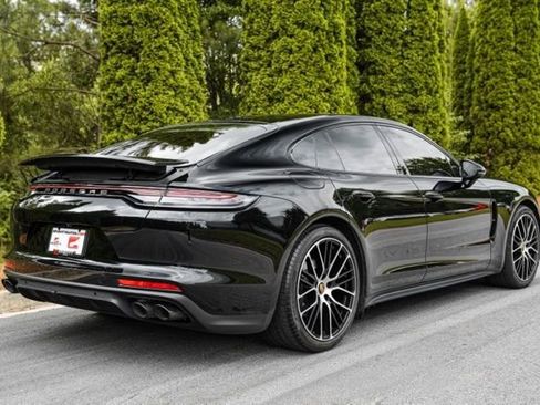 Used 2023 Porsche Panamera 4 Platinum Edition AWD/4WD image 18