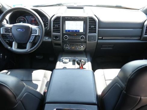 Used 2021 Ford Expedition XLT AWD/4WD image 18