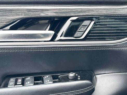 Used 2022 Jeep Wagoneer Series III w/ Premium Group I image 20