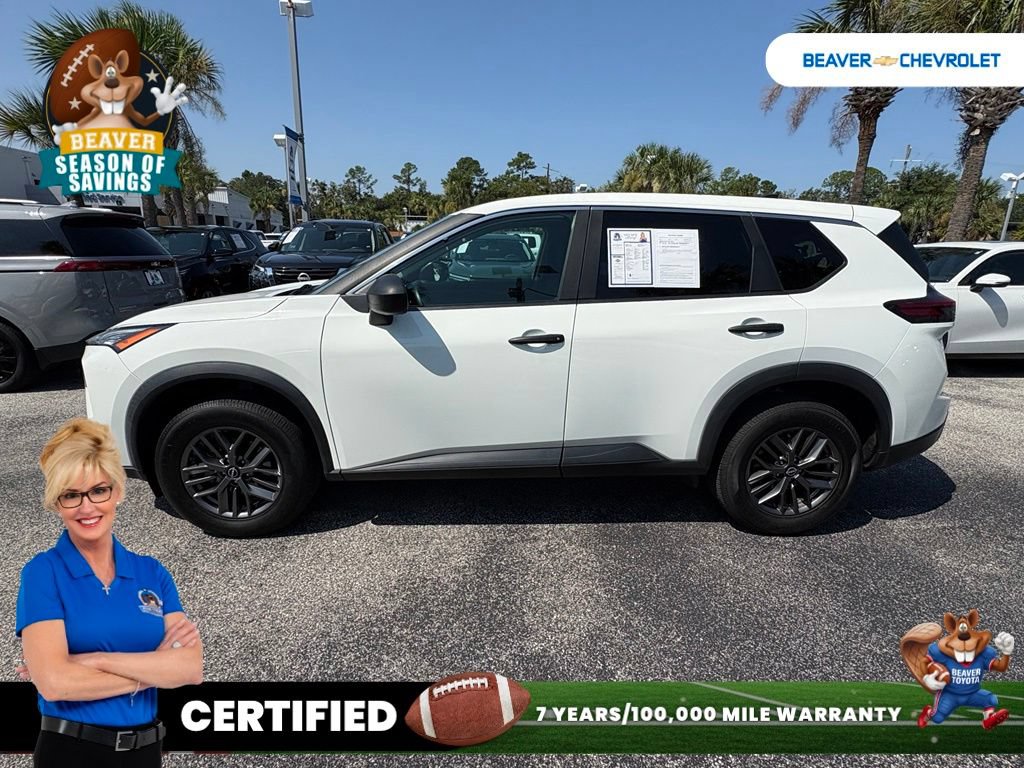 Used 2024 Nissan Rogue S FWD image 4
