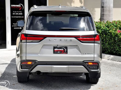 Used 2026 Lexus LX 700h Luxury AWD/4WD image 21