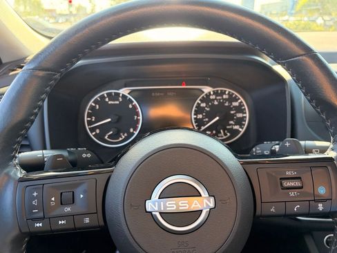 Certified 2022 Nissan Rogue SV w/ SV Premium Package FWD image 30