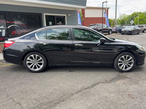 Used 2014 Honda Accord Sport image 4
