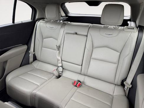 Used 2019 Cadillac XT4 Luxury w/ Cold Weather Package image 16