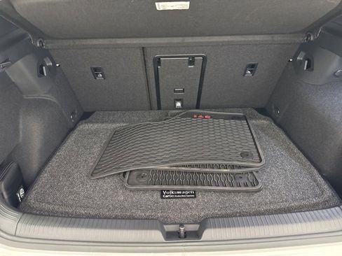 Used 2024 Volkswagen GTI Autobahn image 39