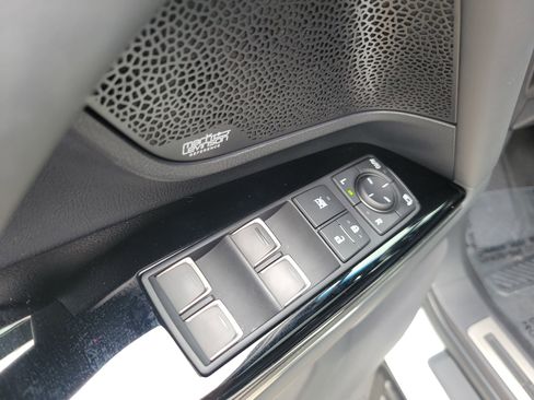 Used 2024 Lexus LX 600 LX 600 Premium 4WD image 26