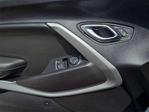 Certified 2020 Chevrolet Camaro SS image 24