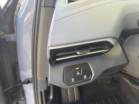Certified 2023 Volkswagen ID.4 Pro RWD image 16