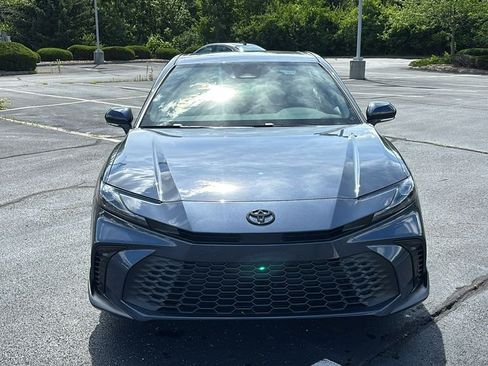 New 2026 Toyota Camry SE FWD image 5