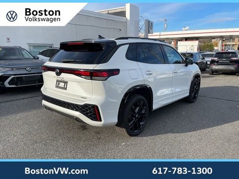 New 2026 Volkswagen Tiguan SE R-Line image 4