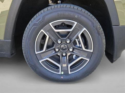 New 2026 Jeep Cherokee Laredo AWD/4WD image 10