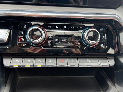 Certified 2025 GMC Sierra 1500 Denali Ultimate image 19