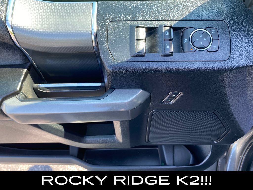 Used 2016 Ford F150 XLT w/ Equipment Group 302A Luxury AWD/4WD image 20