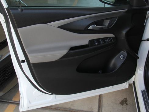 Used 2024 Buick Envista Sport Touring FWD image 20