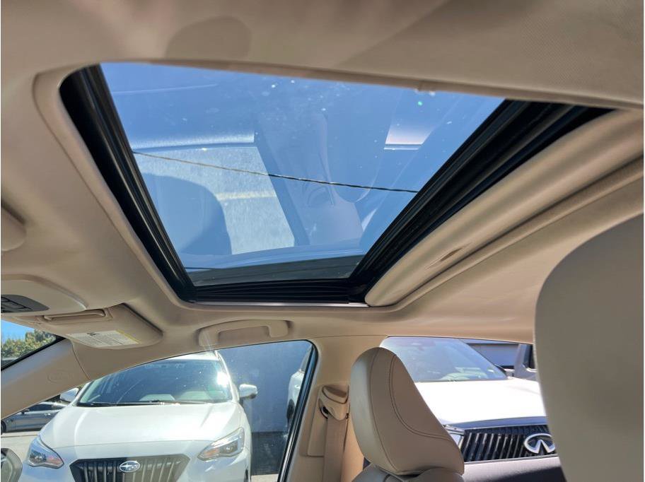 Used 2018 Toyota Camry XLE w/ Audio Package FWD image 20