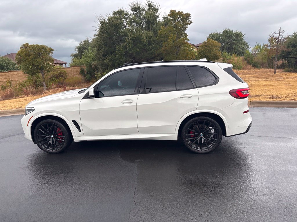 Used 2023 BMW X5 sDrive40i w/ M Sport Package RWD image 2