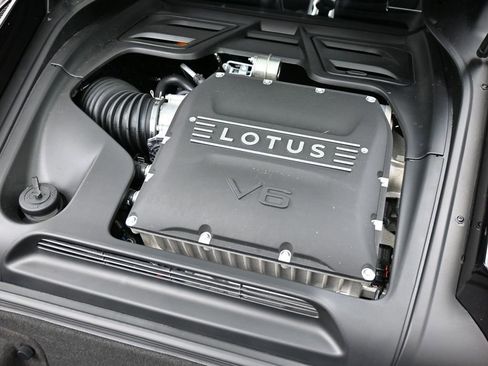 New 2025 Lotus Emira image 29