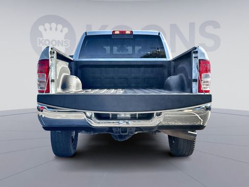 Used 2024 RAM 2500 Tradesman w/ Chrome Appearance Group image 30