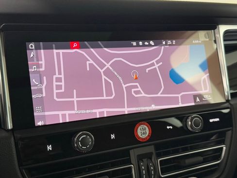 New 2026 Porsche Macan S image 32