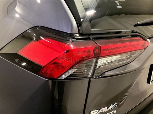 Certified 2025 Toyota RAV4 XLE Premium w/ Weather Package AWD/4WD image 27