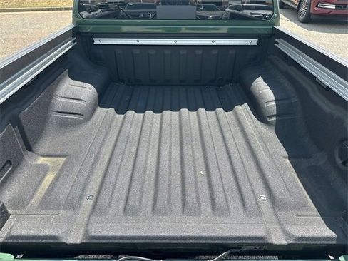 New 2025 Nissan Frontier PRO-4X w/ Pro Convenience Package image 18