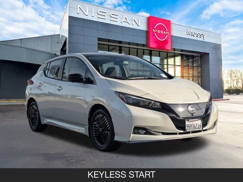 Used 2023 Nissan Leaf SV Plus image 2