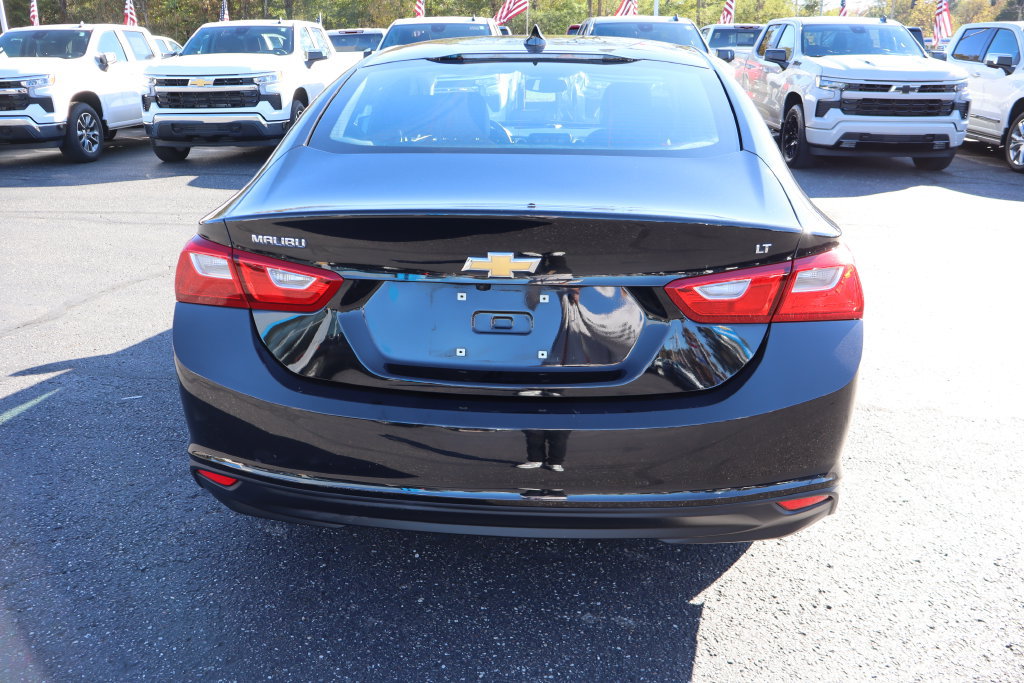 Used 2016 Chevrolet Malibu LT FWD image 32
