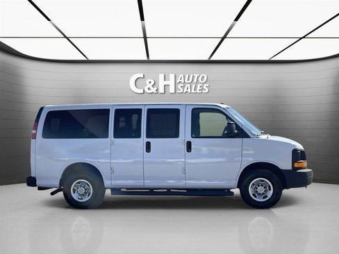Used 2016 Chevrolet Express 2500 LS image 7