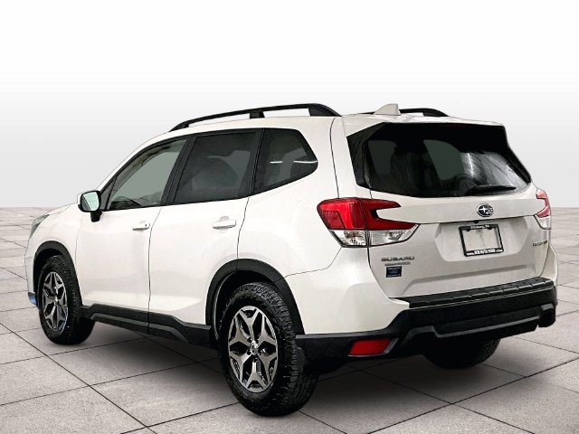 Used 2021 Subaru Forester Premium AWD/4WD image 10