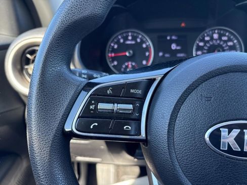 Used 2021 Kia Forte LXS image 12