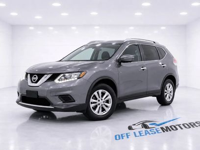 Used 2015 Nissan Rogue SV w/ SV Moonroof Package