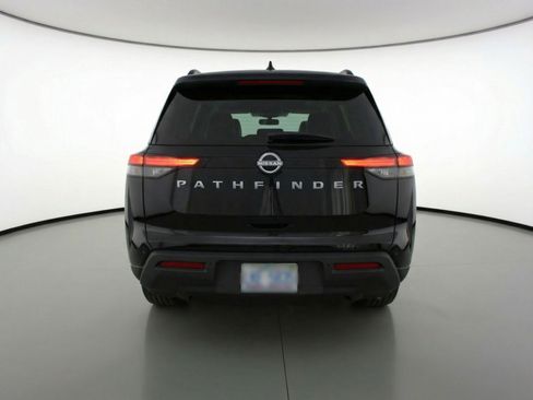Used 2025 Nissan Pathfinder SV image 7