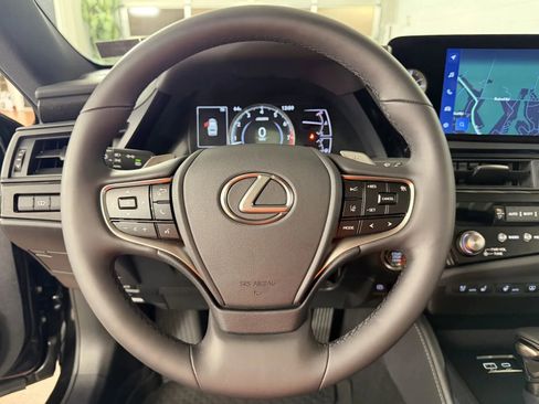 Used 2025 Lexus ES 350 w/ Technology Package FWD image 21