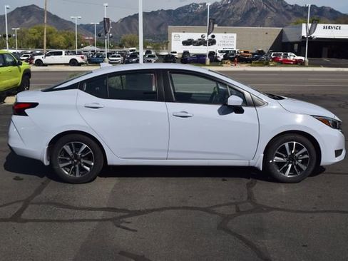 New 2025 Nissan Versa SV w/ Trunk Package FWD image 8