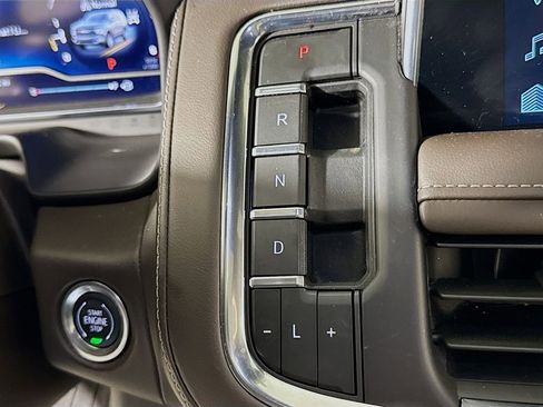 Certified 2024 Chevrolet Tahoe LT w/ LT Signature Package AWD/4WD image 15