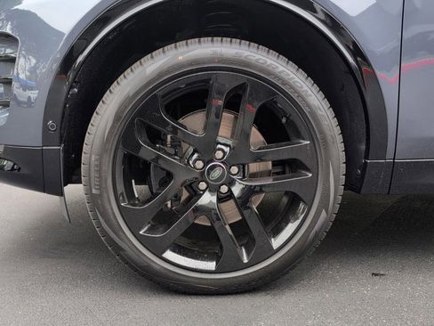 New 2026 Land Rover Discovery Sport Landmark image 13