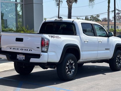 Certified 2023 Toyota Tacoma TRD Off-Road w/ Technology Package RWD image 5