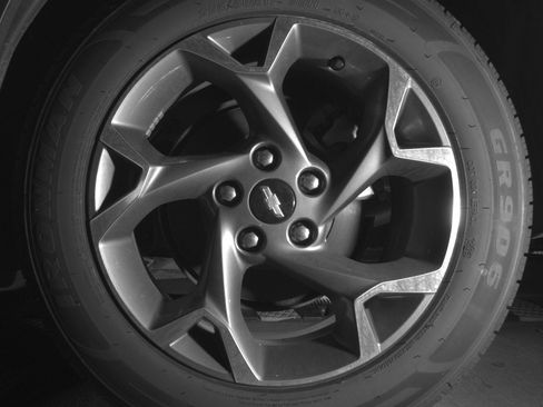 Used 2025 Chevrolet Trax LT w/ LT Convenience Package image 11