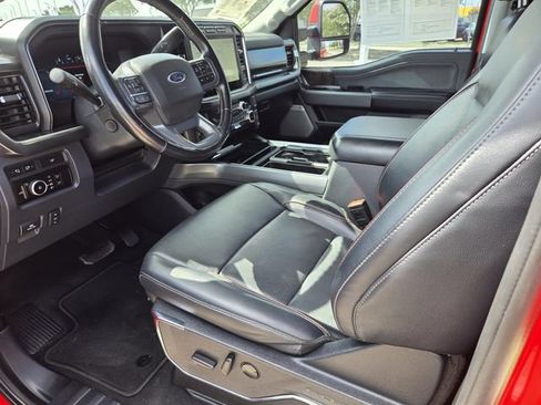 Used 2023 Ford F250 Lariat w/ Lariat Ultimate Package AWD/4WD image 3