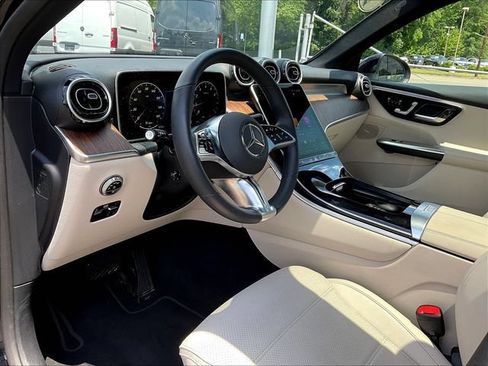 Used 2026 Mercedes-Benz GLC 300 4MATIC image 19