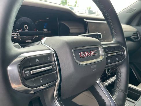 Used 2024 GMC Acadia Elevation w/ Luxury Package FWD image 8