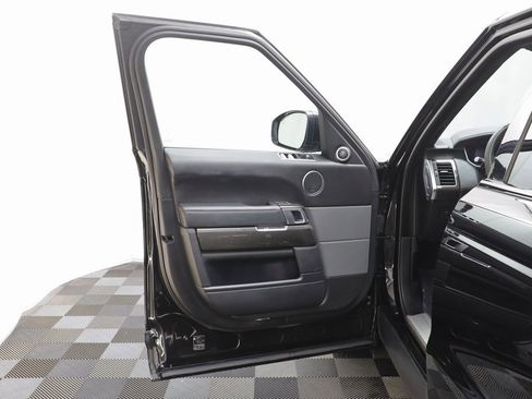 Used 2021 Land Rover Range Rover Sport HST image 5