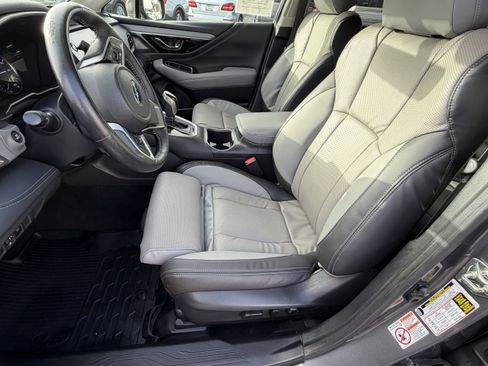 Used 2020 Subaru Outback Limited image 12