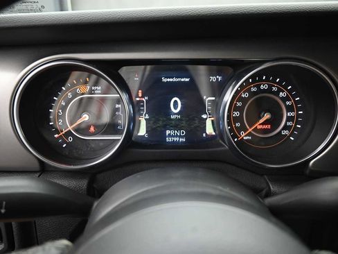 Used 2021 Jeep Wrangler Sport AWD/4WD image 7