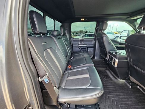 Used 2021 Ford F250 Platinum w/ FX4 Off-Road Package AWD/4WD image 30